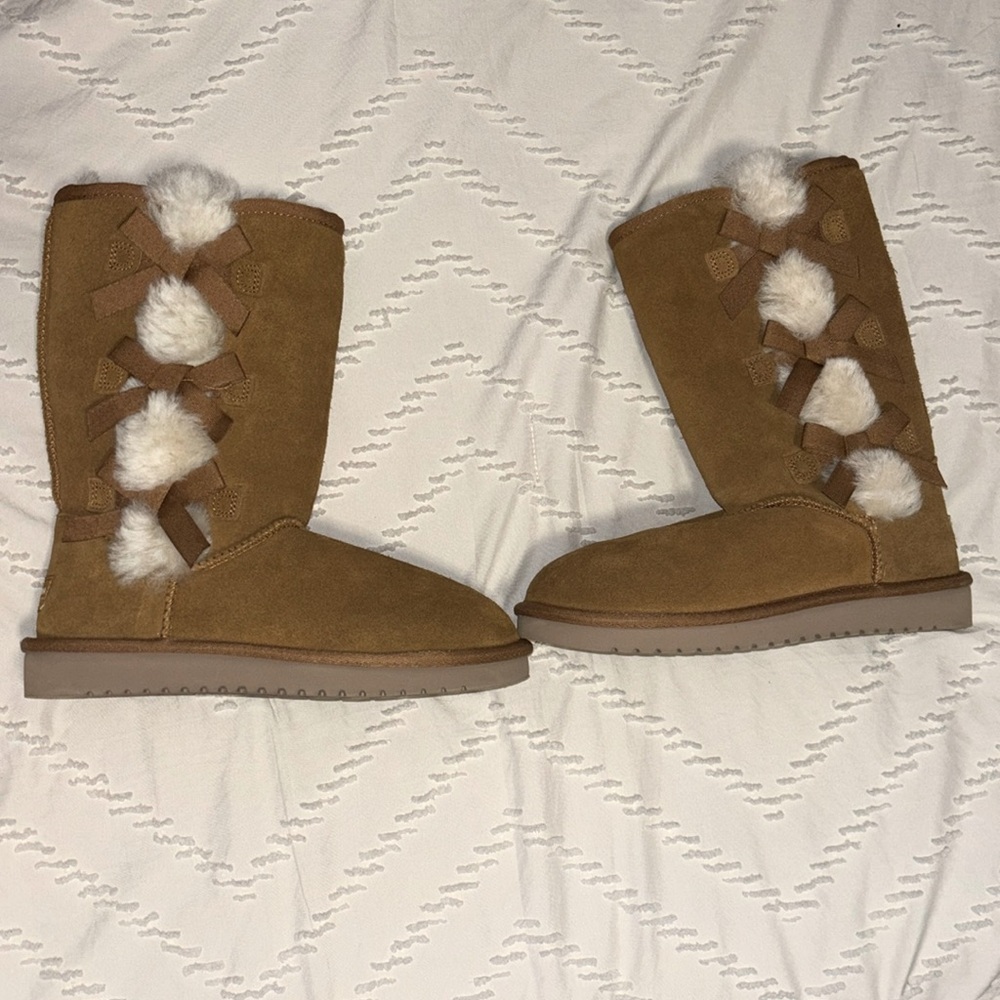 BROWN KOOLABURRA UGG SNOW BOOTS 🤎